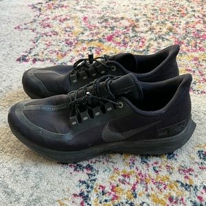 Nike Air Zoom Pegasus Shield